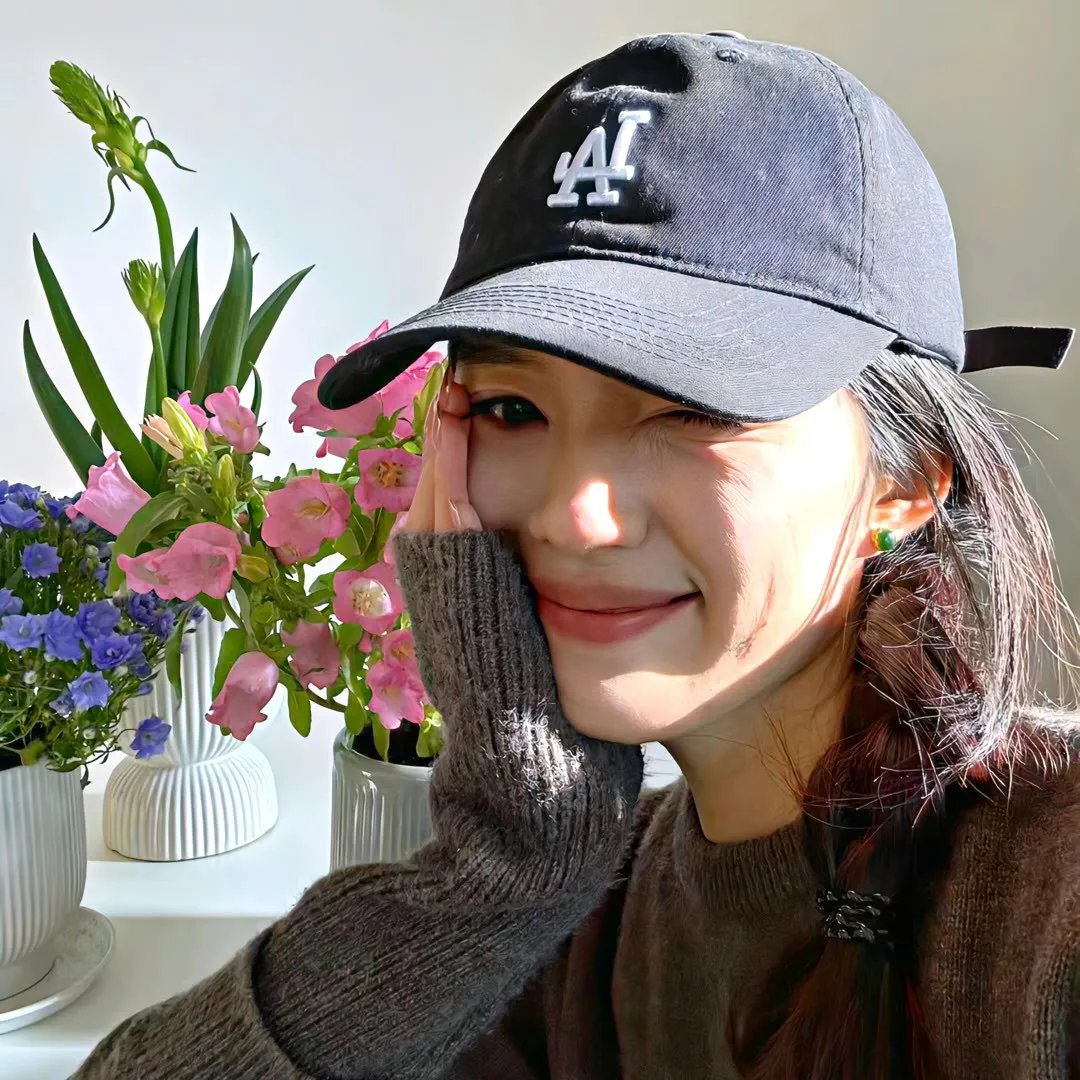 8号警报 高清封面
